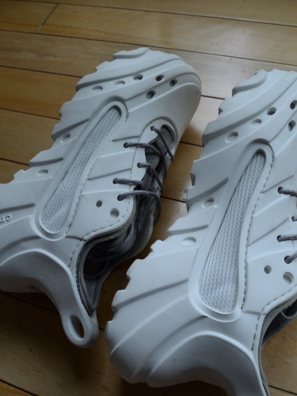 Crocs Men's Nova Trek in Almost White Multi M9 W11 - Picture 8 of 13